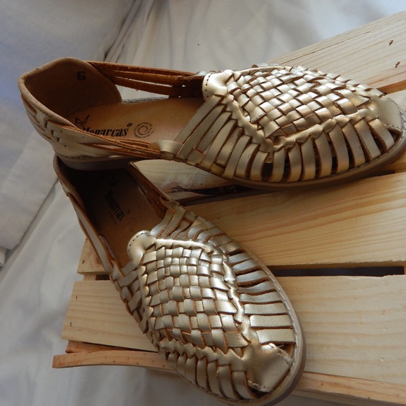 “Karli” Women’s Huarache - Picture 3 of 7